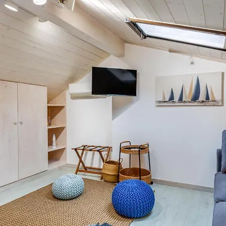 Glamorous 1 Bdr Duplex By Lovelystay Apartment *