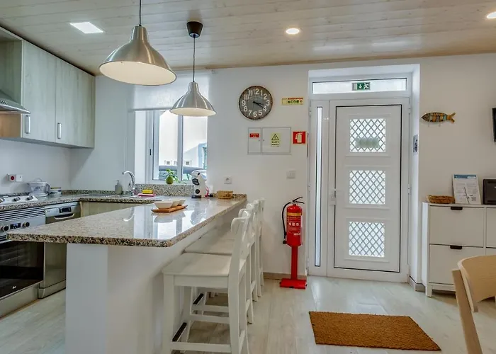Glamorous 1 Bdr Duplex By Lovelystay *