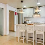 Apartment Glamorous 1 Bdr Duplex By Lovelystay *