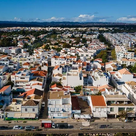 Glamorous 1 Bdr Duplex By Lovelystay *